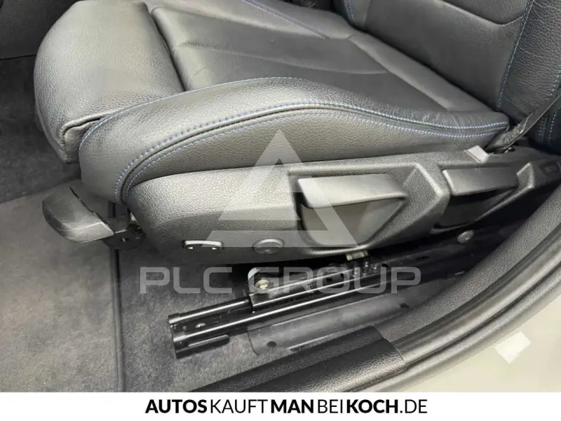 2019 BMW 120