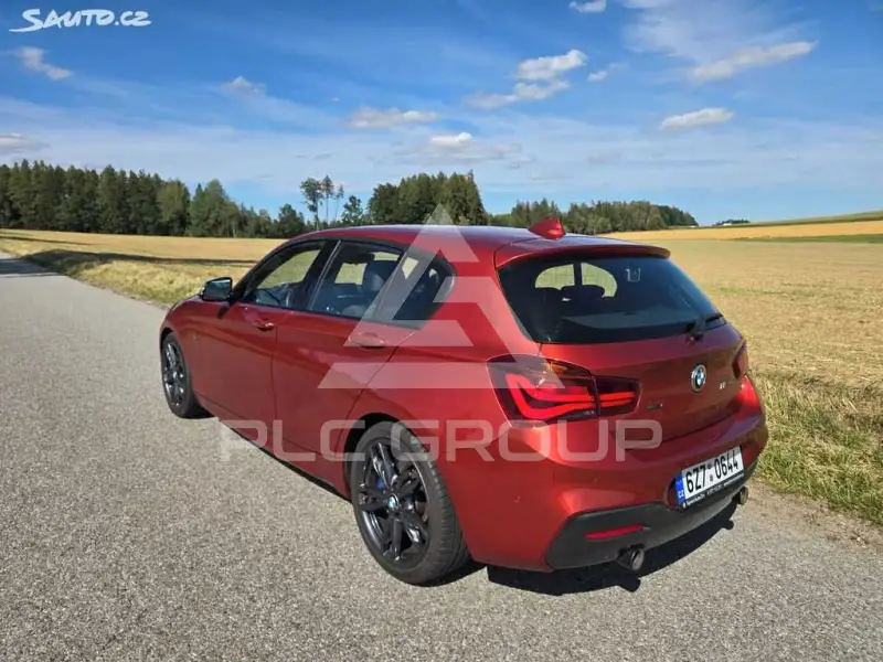 2019 BMW 120