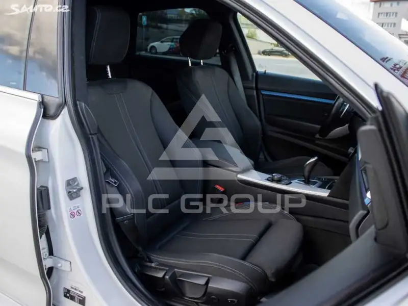 2019 BMW 120