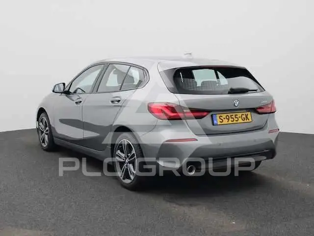 2019 BMW 120