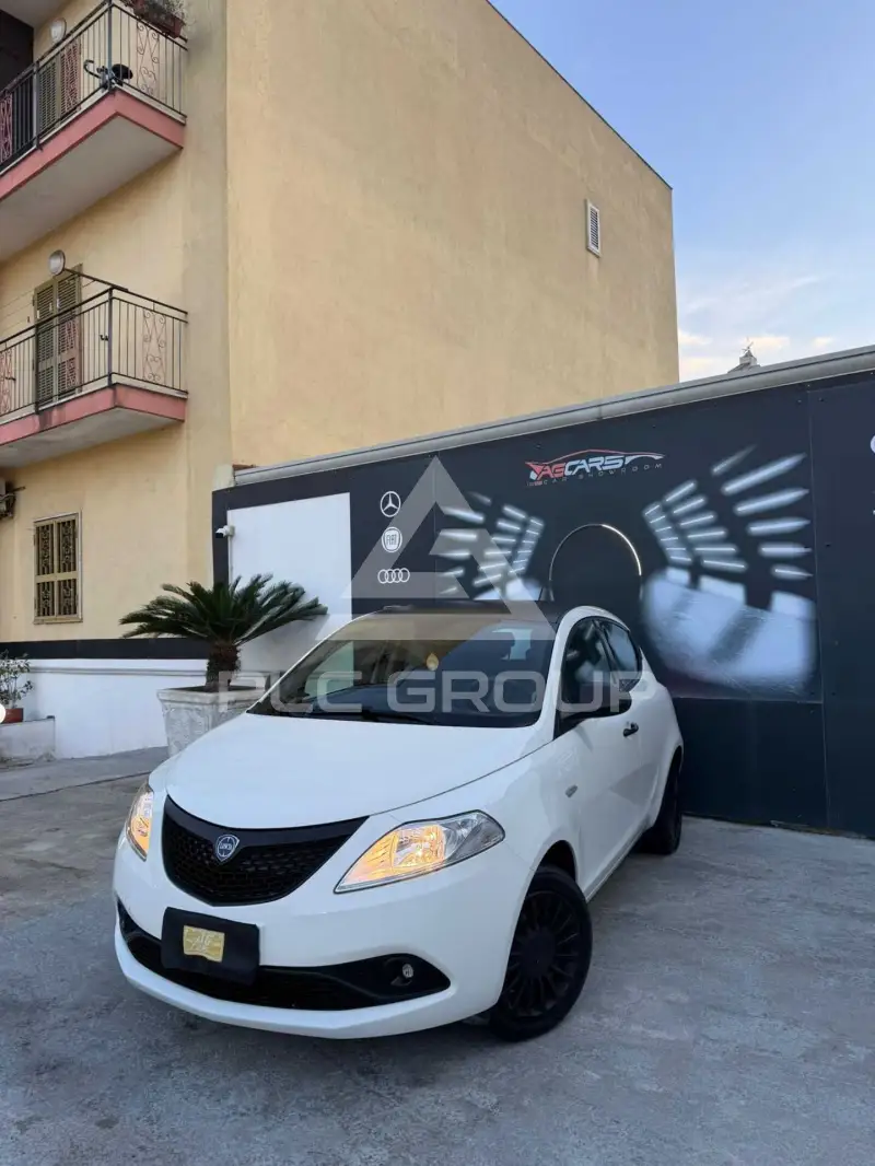 2019 Lancia YPSILON