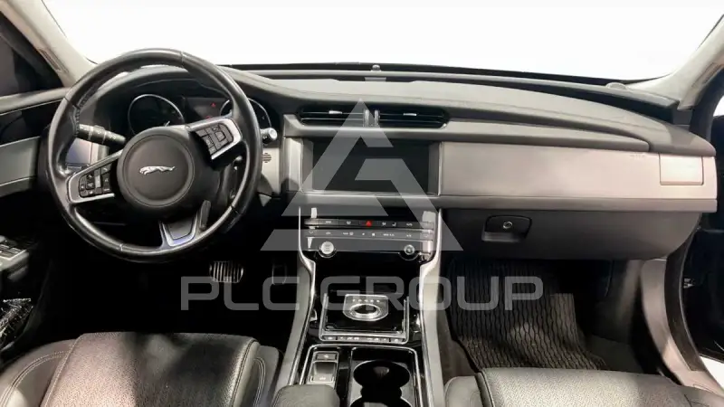 2019 Jaguar XF