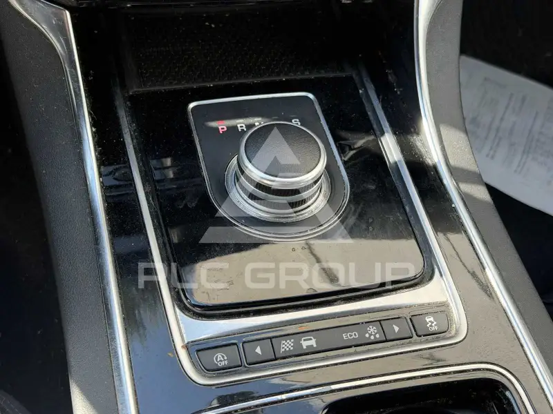 2019 Jaguar XE