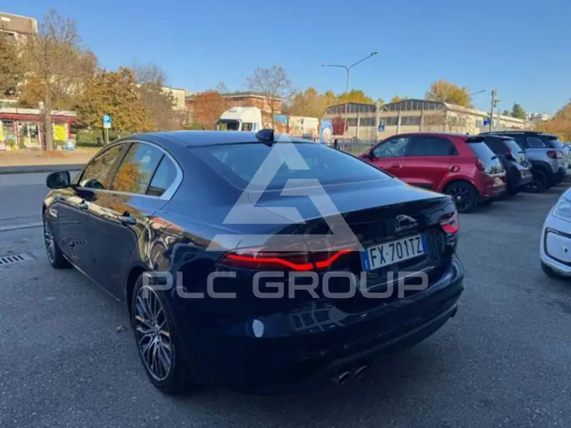 2019 Jaguar XE