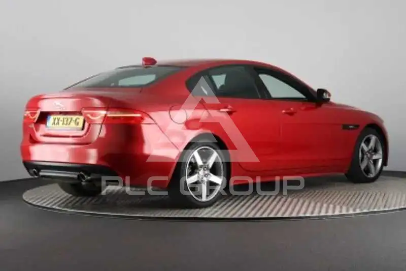 2019 Jaguar XE