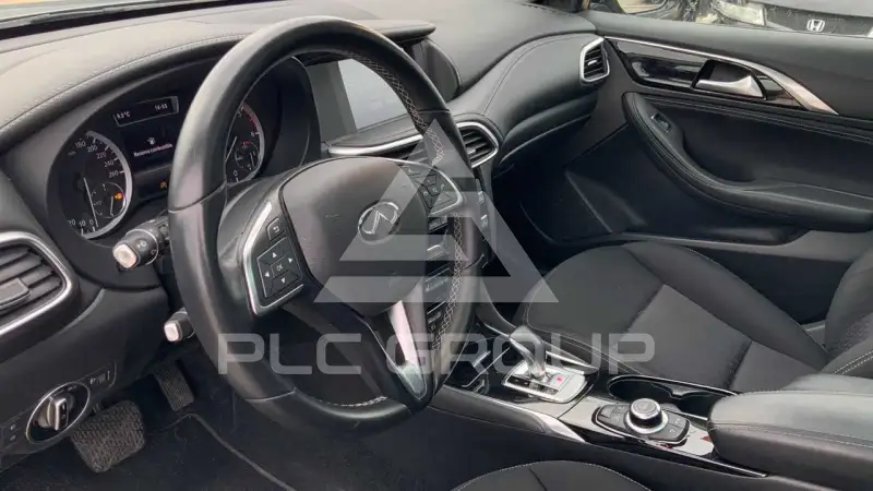 2019 Infinity QX30