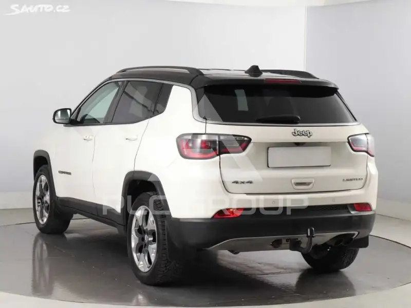 2019 Jeep COMPASS