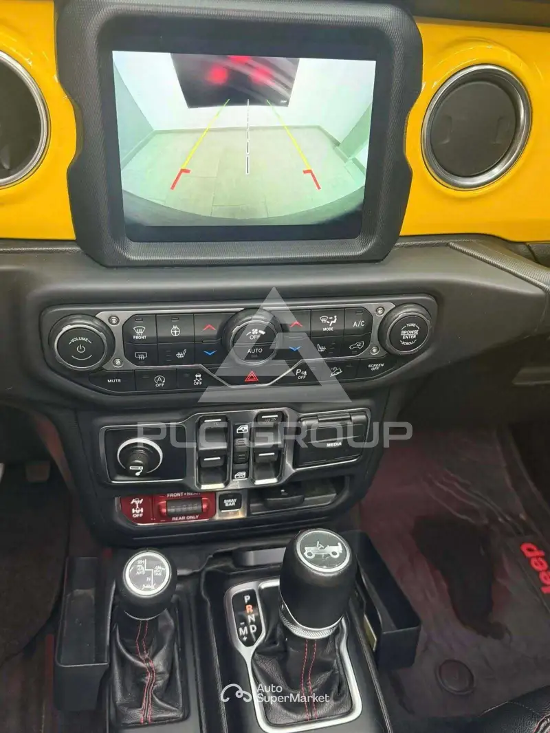 2019 Jeep WRANGLER