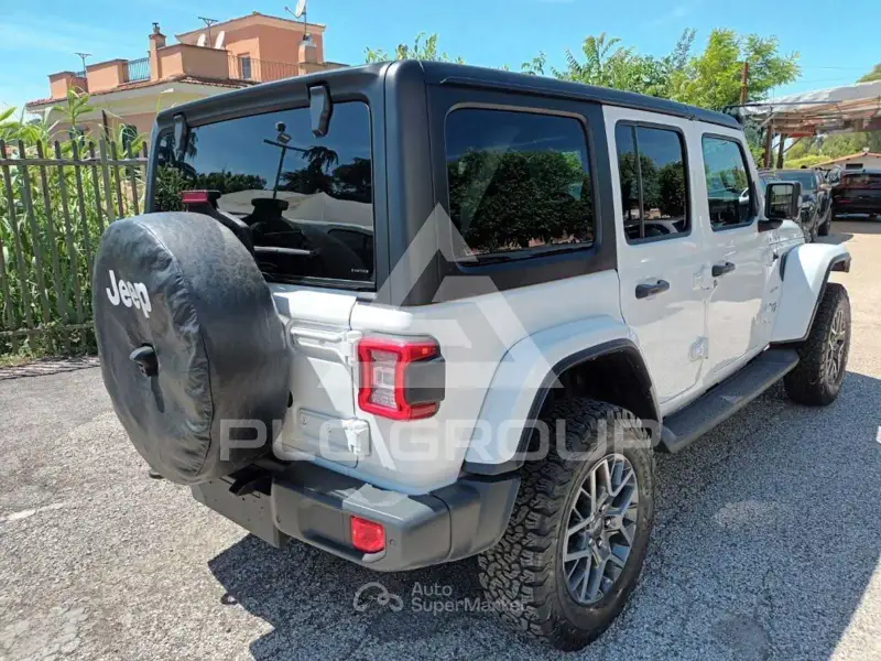 2019 Jeep WRANGLER