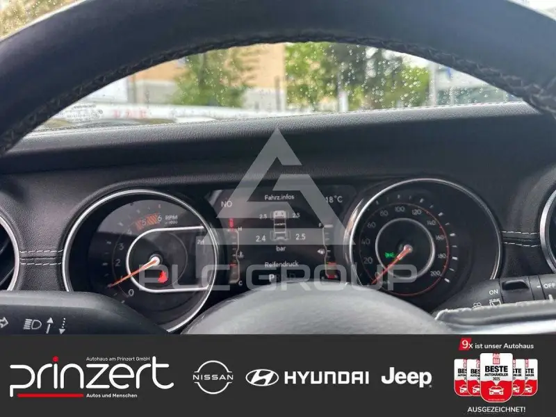 2019 Jeep WRANGLER