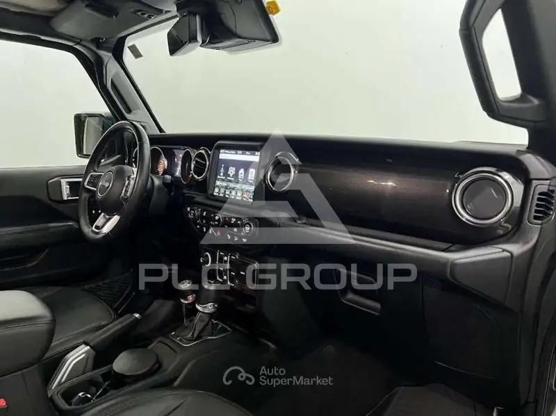 2019 Jeep WRANGLER