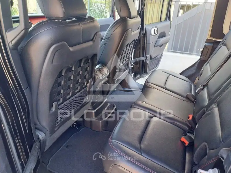 2019 Jeep WRANGLER