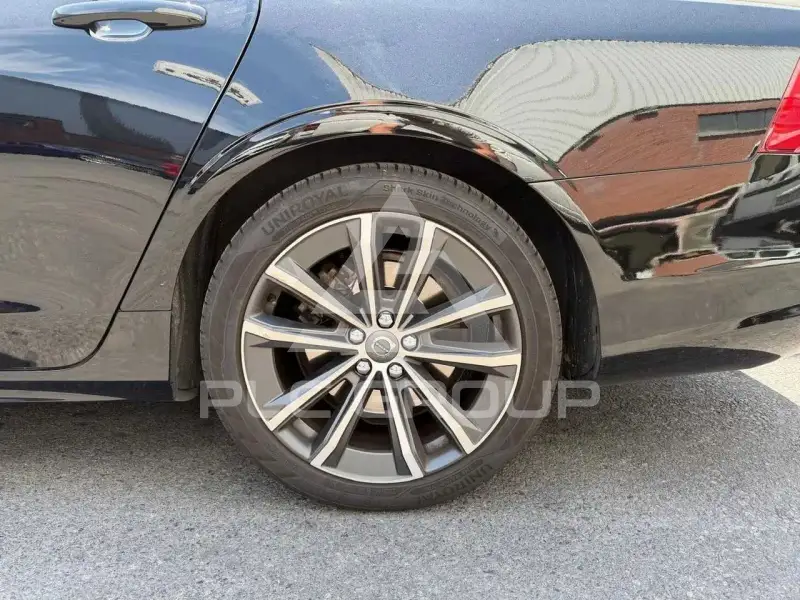 2019 Volvo S90