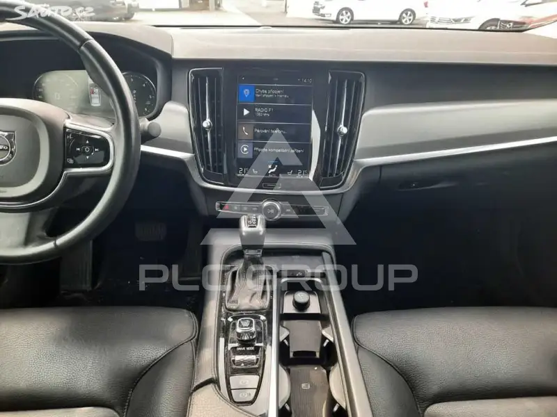 2019 Volvo S90