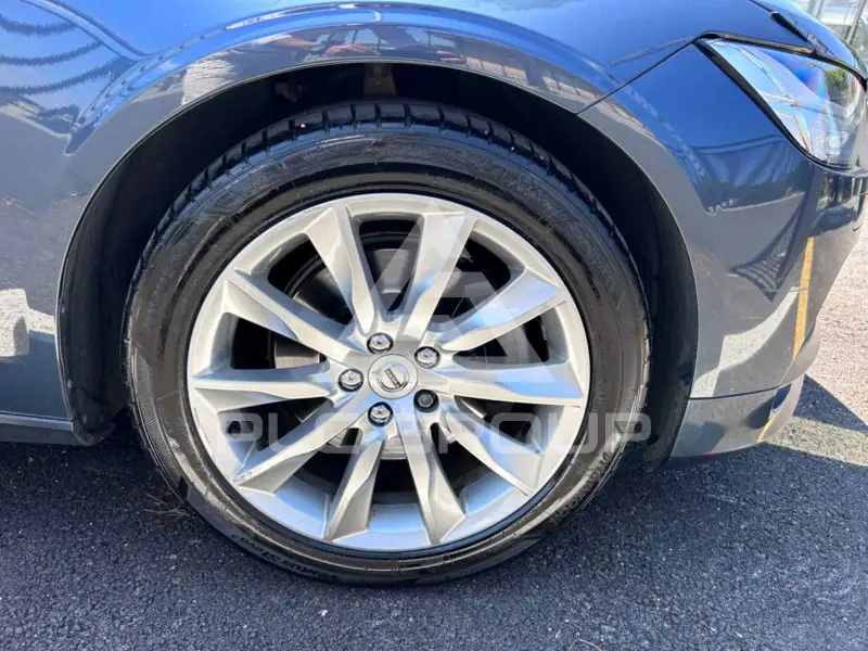 2019 Volvo V90