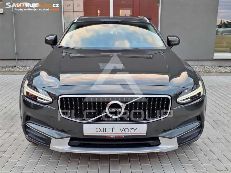2019 Volvo V90