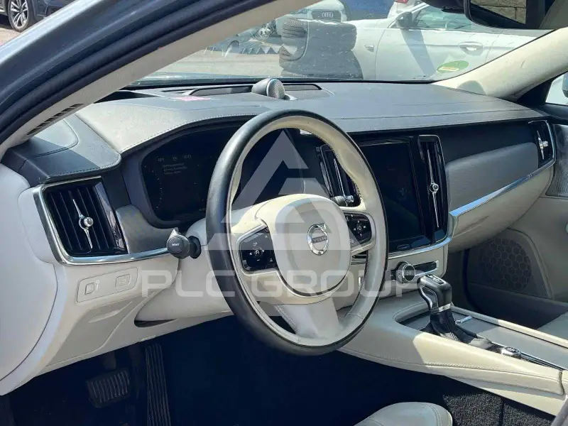 2019 Volvo V90