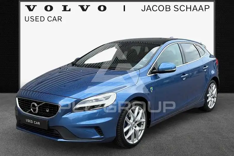 2019 Volvo V40