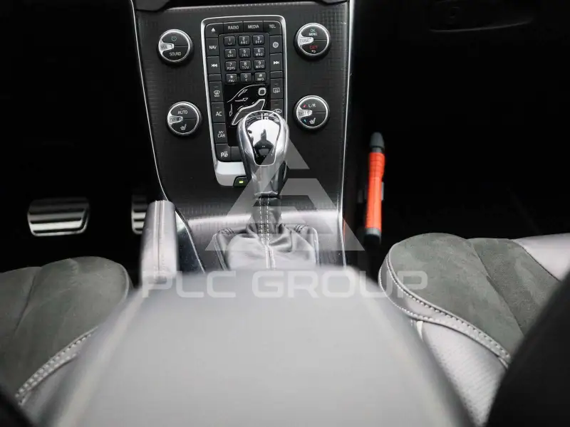 2019 Volvo V40