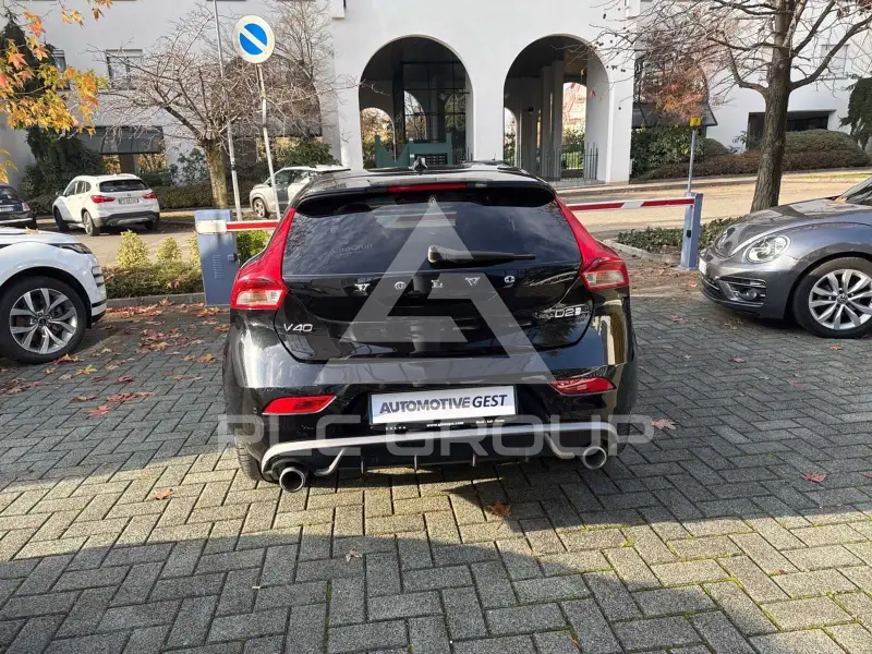 2019 Volvo V40