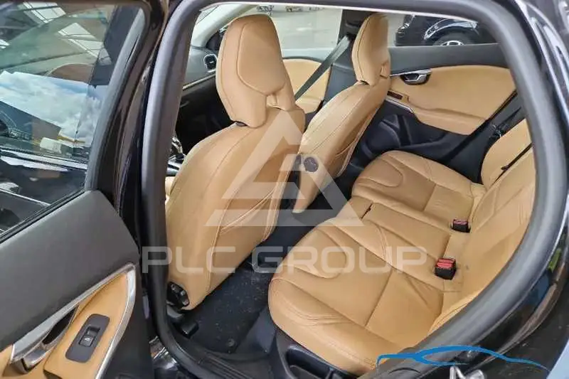 2019 Volvo V40