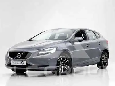 2019 Volvo V40