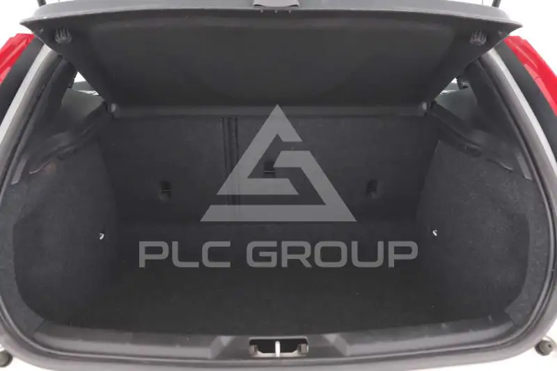 2019 Volvo V40