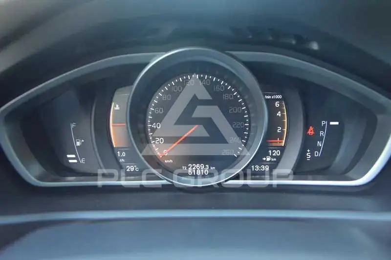 2019 Volvo V40