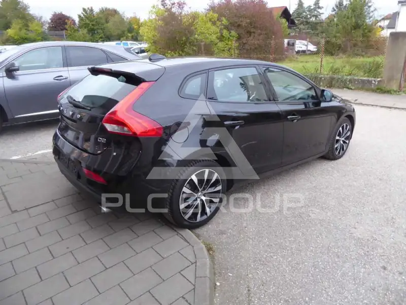 2019 Volvo V40