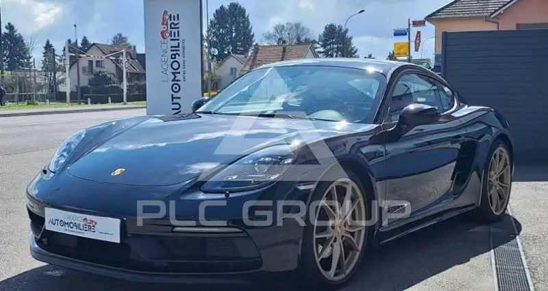 2019 Porsche Cayman