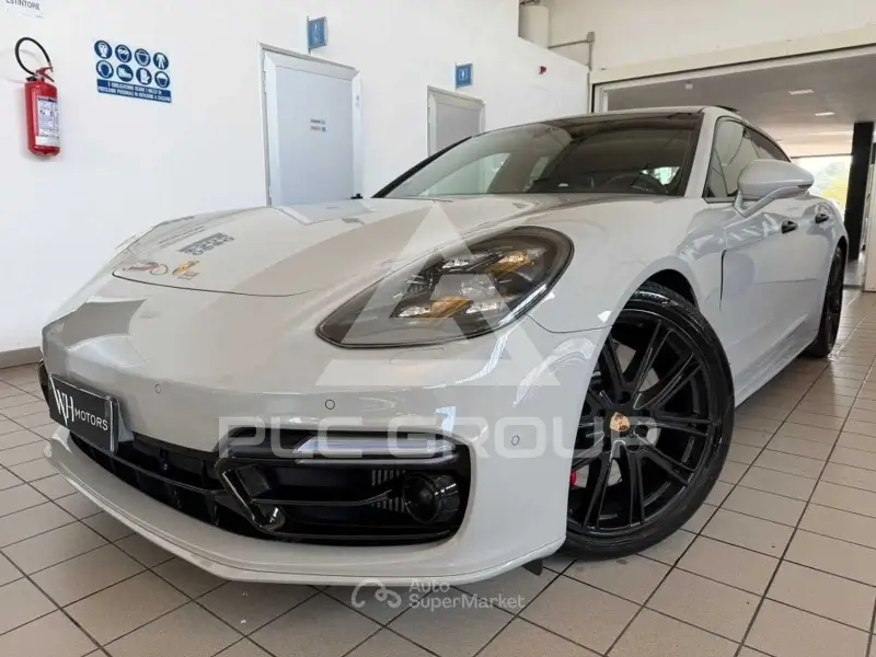 2019 Porsche Panamera