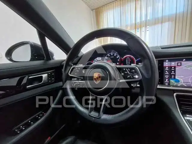 2019 Porsche Panamera