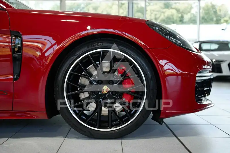 2019 Porsche Panamera