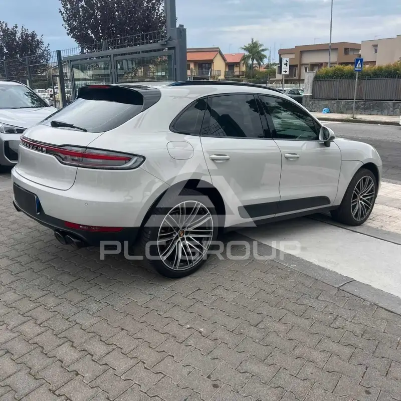 2019 Porsche MACAN