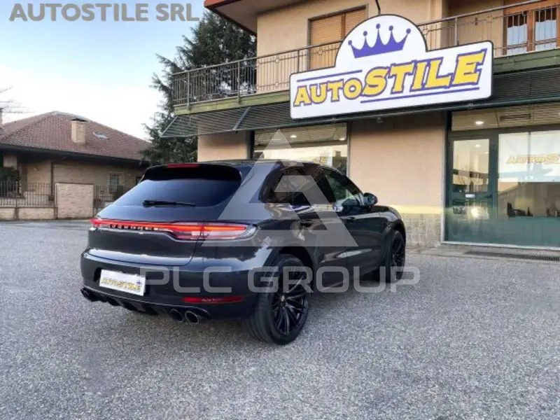 2019 Porsche MACAN