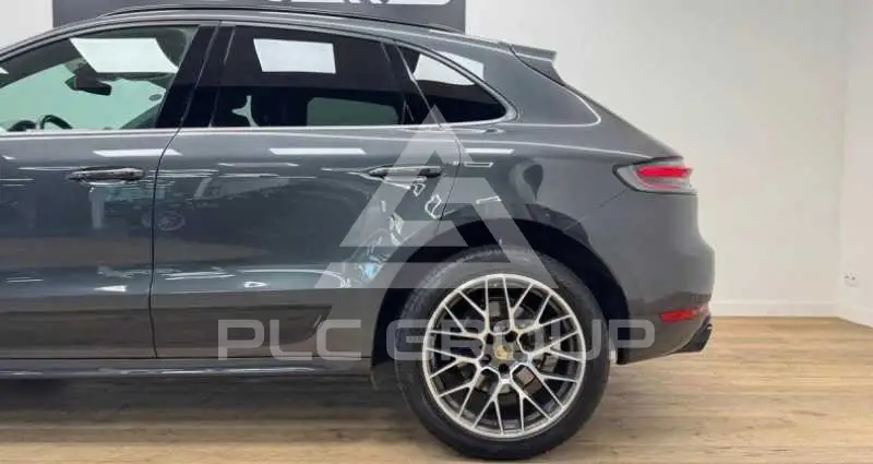 2019 Porsche MACAN