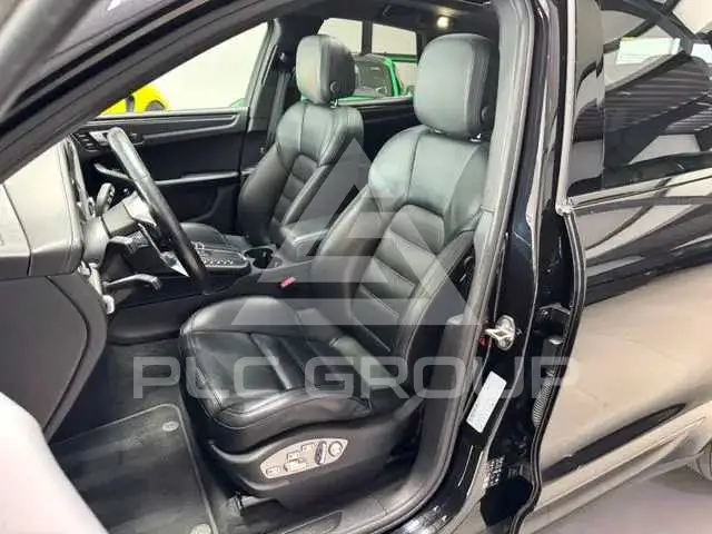 2019 Porsche MACAN
