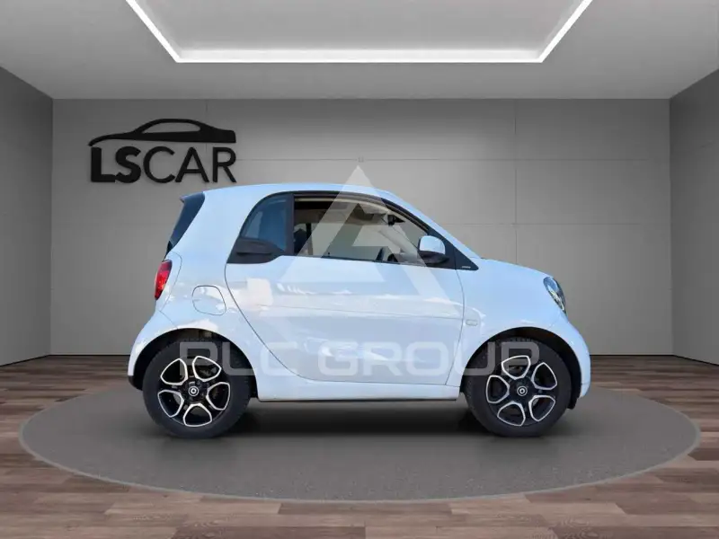 2019 Smart FORTWO