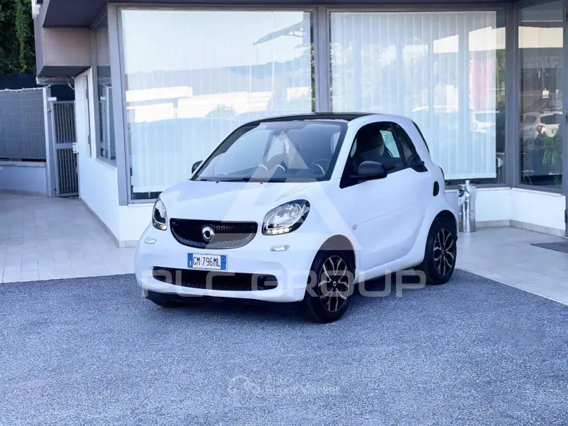 2019 Smart FORTWO