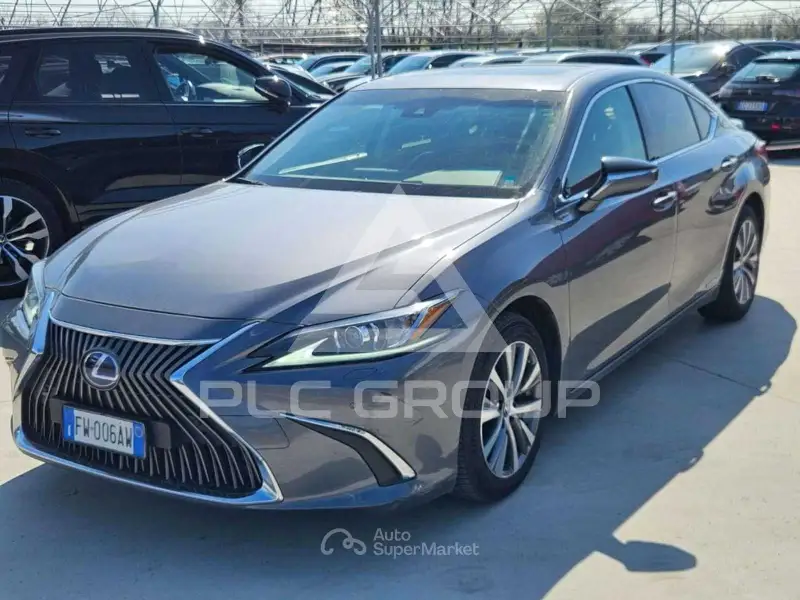 2019 Lexus ES