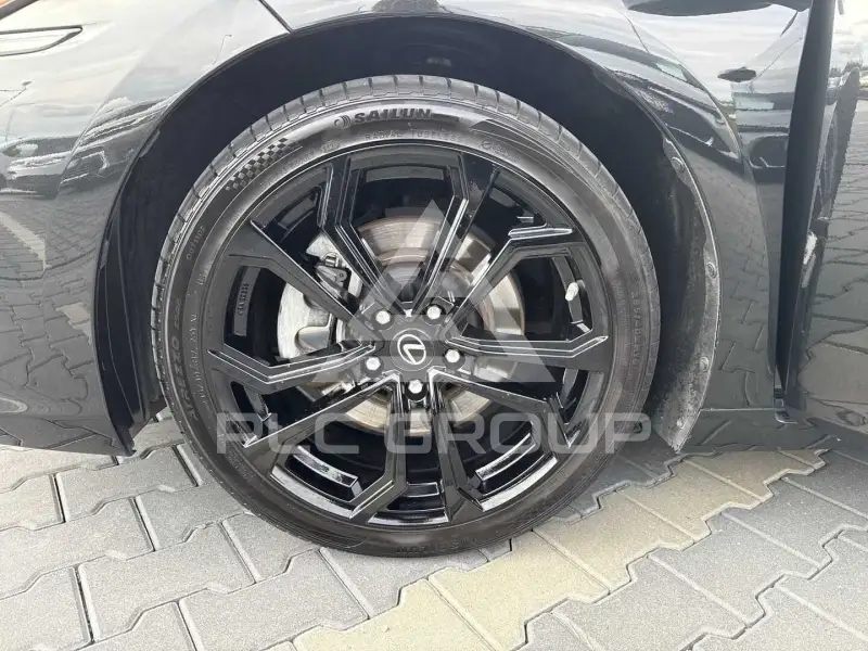 2019 Lexus ES