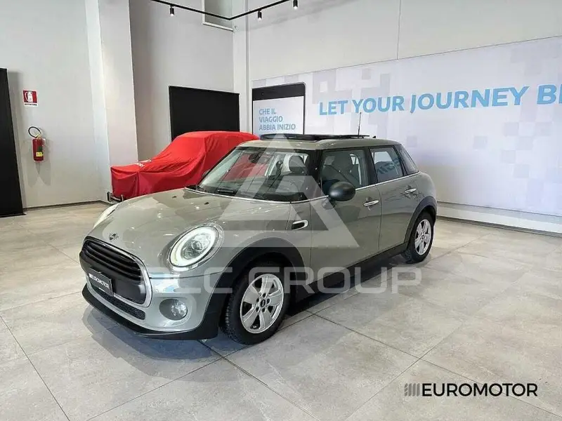 2019 Mini COOPER