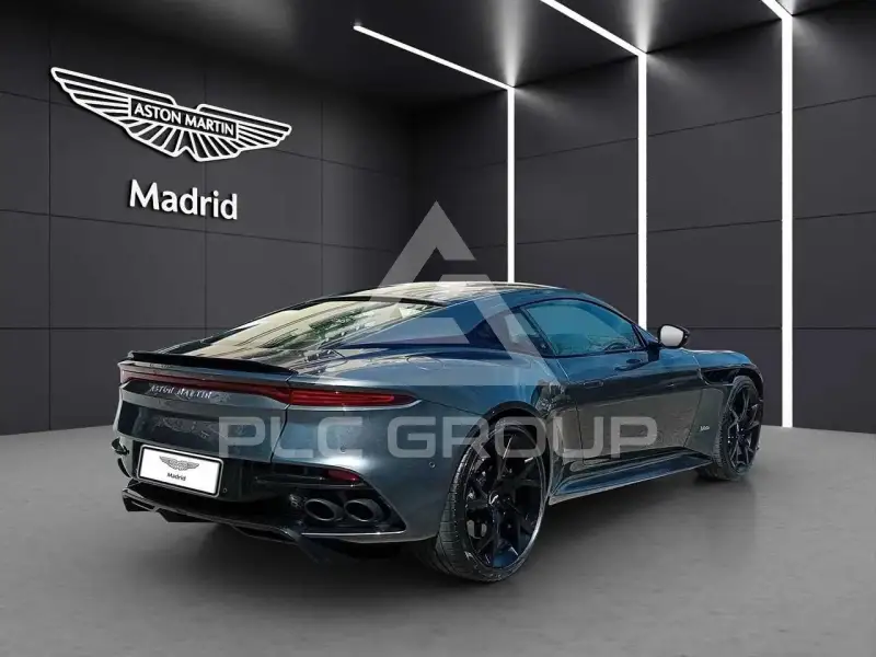 2019 Aston Martin DBS