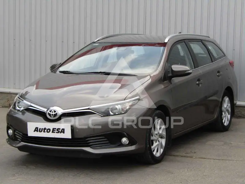 2019 Toyota AURIS