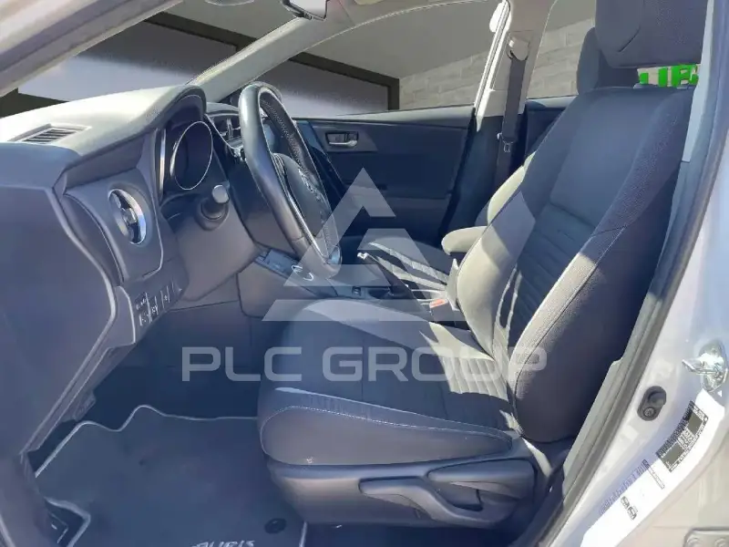 2019 Toyota AURIS