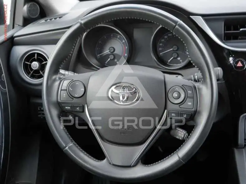 2019 Toyota AURIS