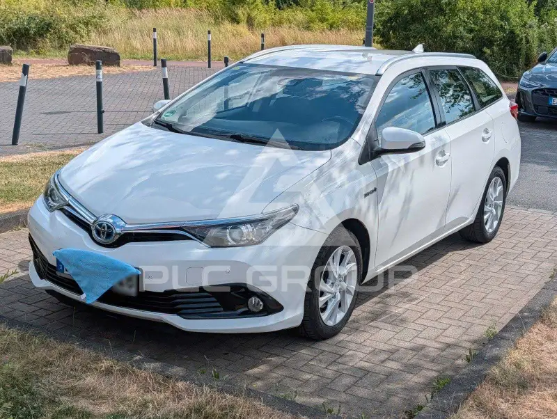 2019 Toyota AURIS