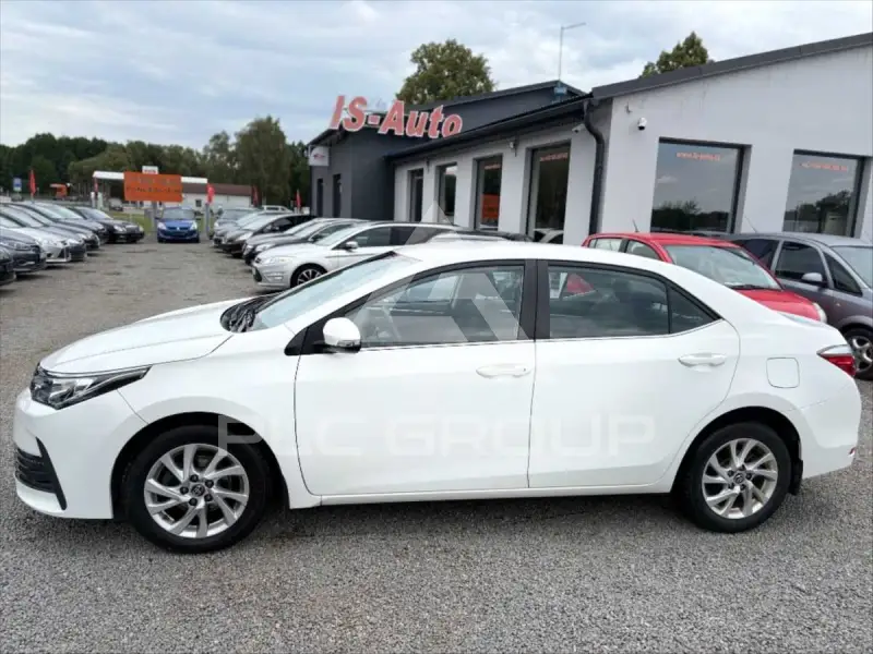 2019 Toyota COROLLA