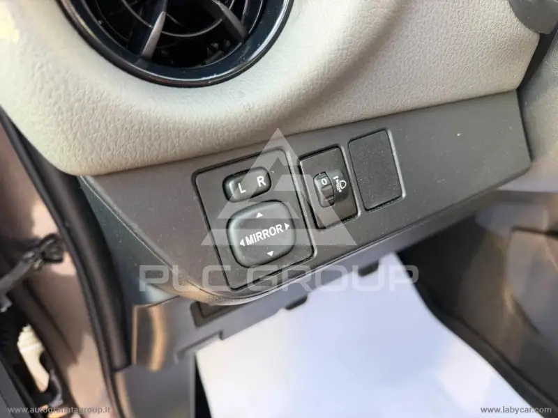 2019 Toyota YARIS