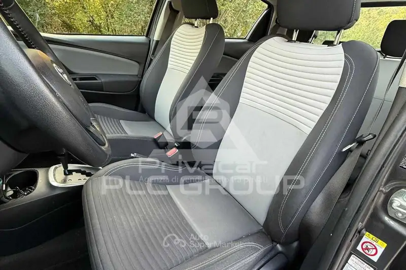 2019 Toyota YARIS